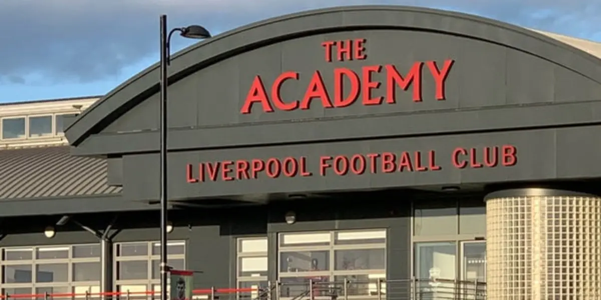 Club experts have joined the Academy in order to teach young players how to be great