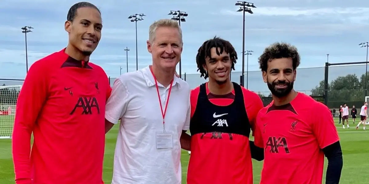 Steve Kerr was in Liverpool and had a chat with Mohamed Salah, Trent Alexander-Arnold and Virgil Van Dijk.