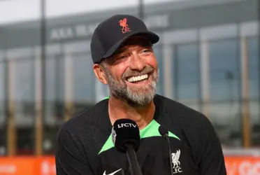 Klopp wanted to sign him to renew his midfield but in the end the player decided to sign for other club