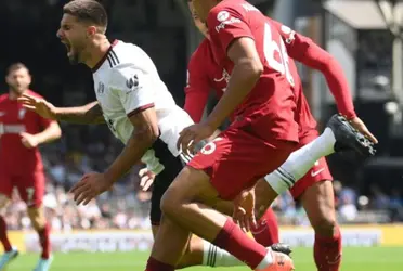 Virgil van Dijk fouled Aleksandar Mitrovic during Liverpool's draw with Fulham.