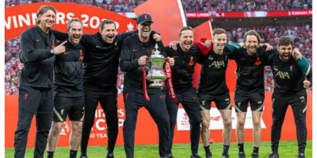 Antonio Conte believes Jurgen Klopp’s patient progress at Liverpool is a good example for Tottenham to follow in the quest to end their trophy drought.