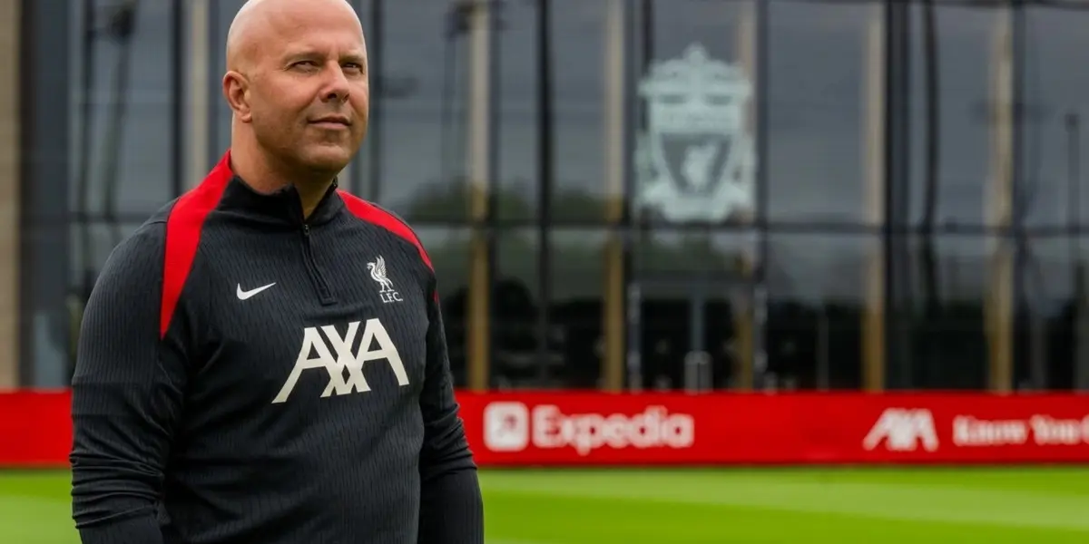 Liverpool are looking to sign a striker for approximately €30m